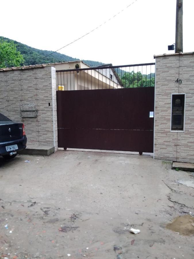 Villa Casa Ubatuba Com Piscina Esterno foto